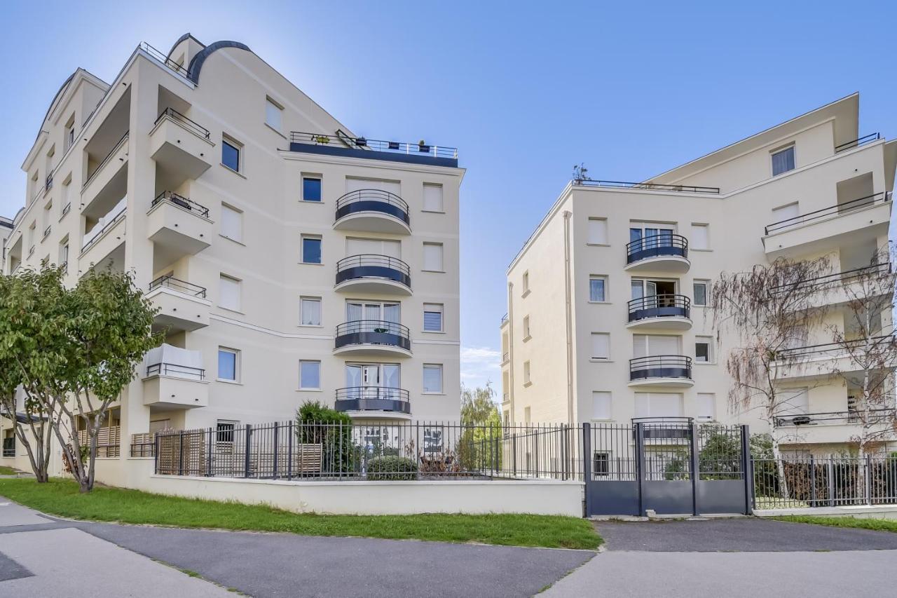 Chic Apart With Parking And Balcony Διαμέρισμα Cergy Εξωτερικό φωτογραφία